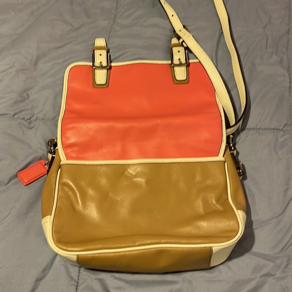 Vintage COACH Neapolitan Satchel!! Almost NEW!! very beautiful bag! Cross body - Picture 7 of 13